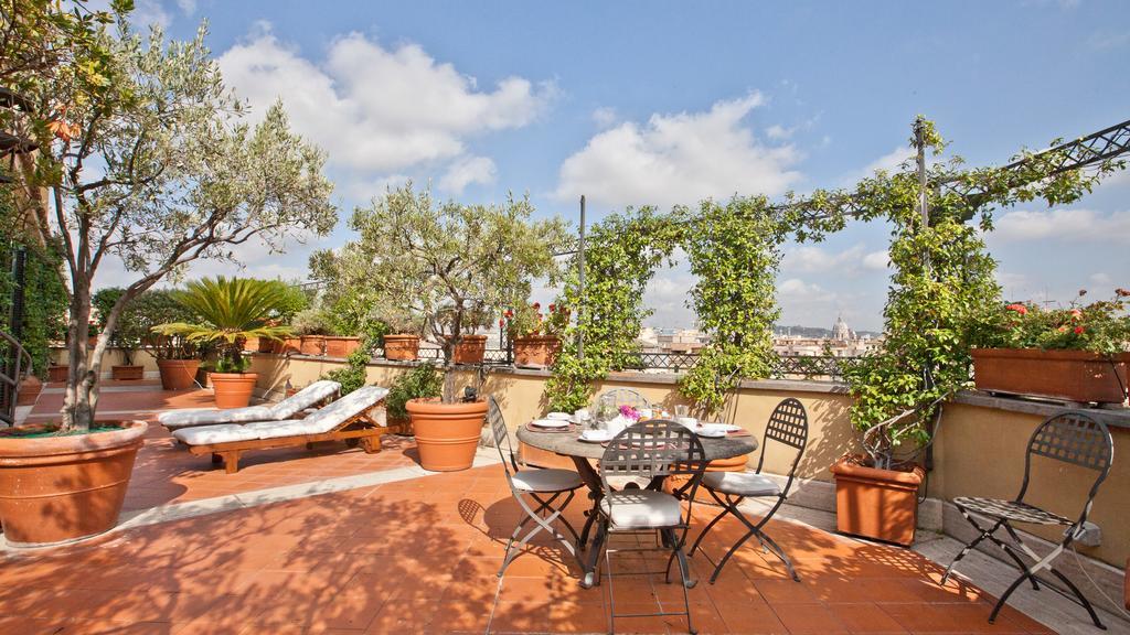 In - Fontana Di Trevi Penthouse Apartment Rom